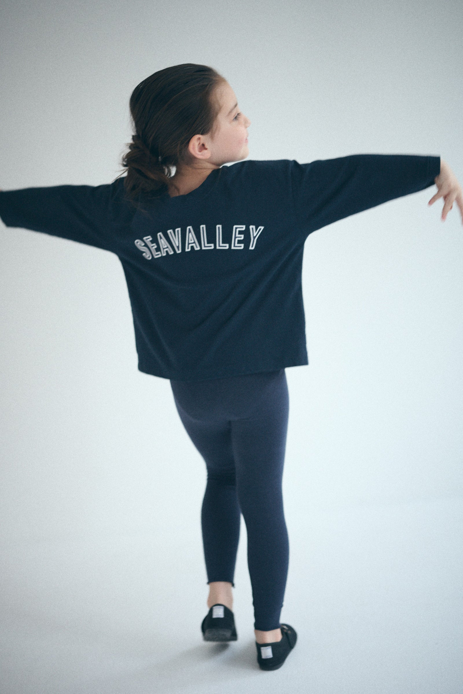 OG SMALL SEA LOGO L/S TEE ブラック SEA CHIBI GRAPHIC L/S TEE（Seavalley Back Print）