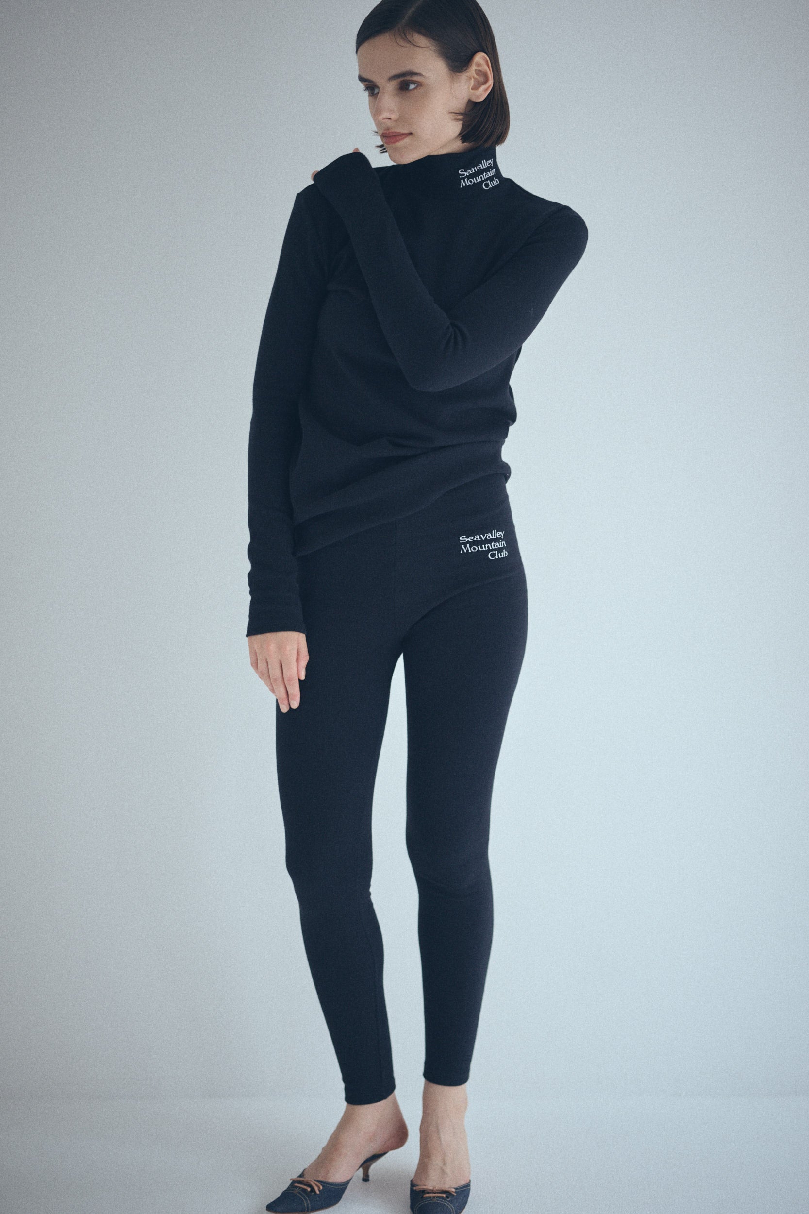 SEA CHIBI ”Seavalley Mountain Club” LEGGINGS
