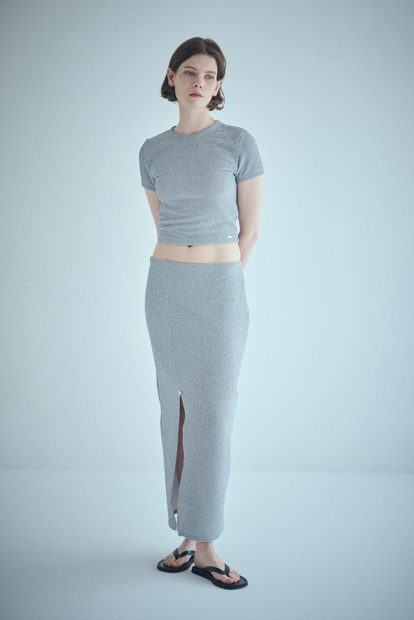 SALE] SEA GLITTER SARDINE BUTTON SLIT SKIRT