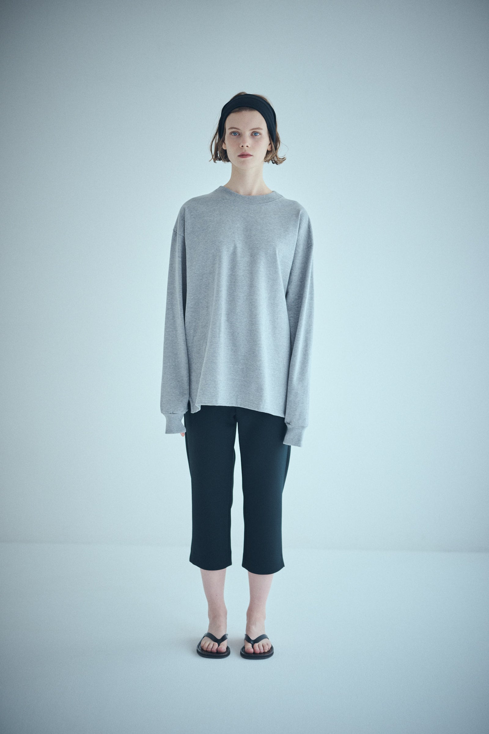 パンツ SEA MINIMAL CROPPED TROUSERS SEA MINIMAL CROPPED TROUSERS