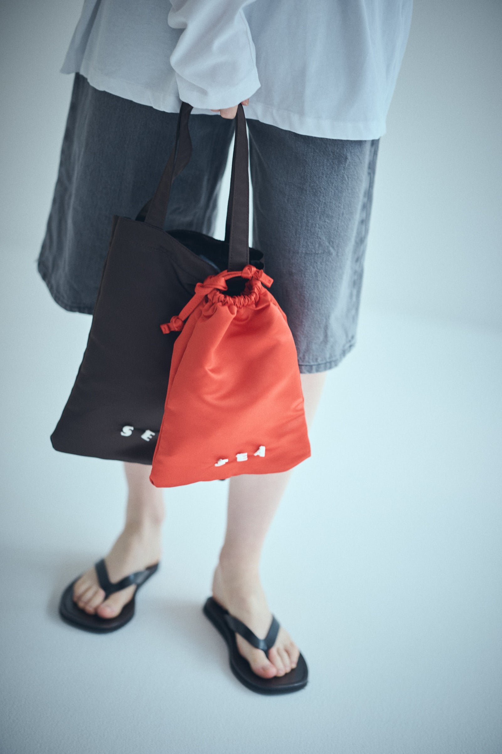 バッグ SEA SEA SATIN TOTE BAG