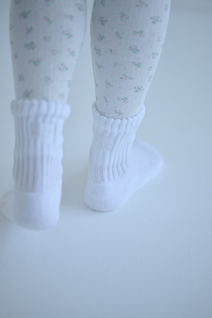 SEA SEAVALLEY MOUNTAIN CLUB LOOSE SOCKS