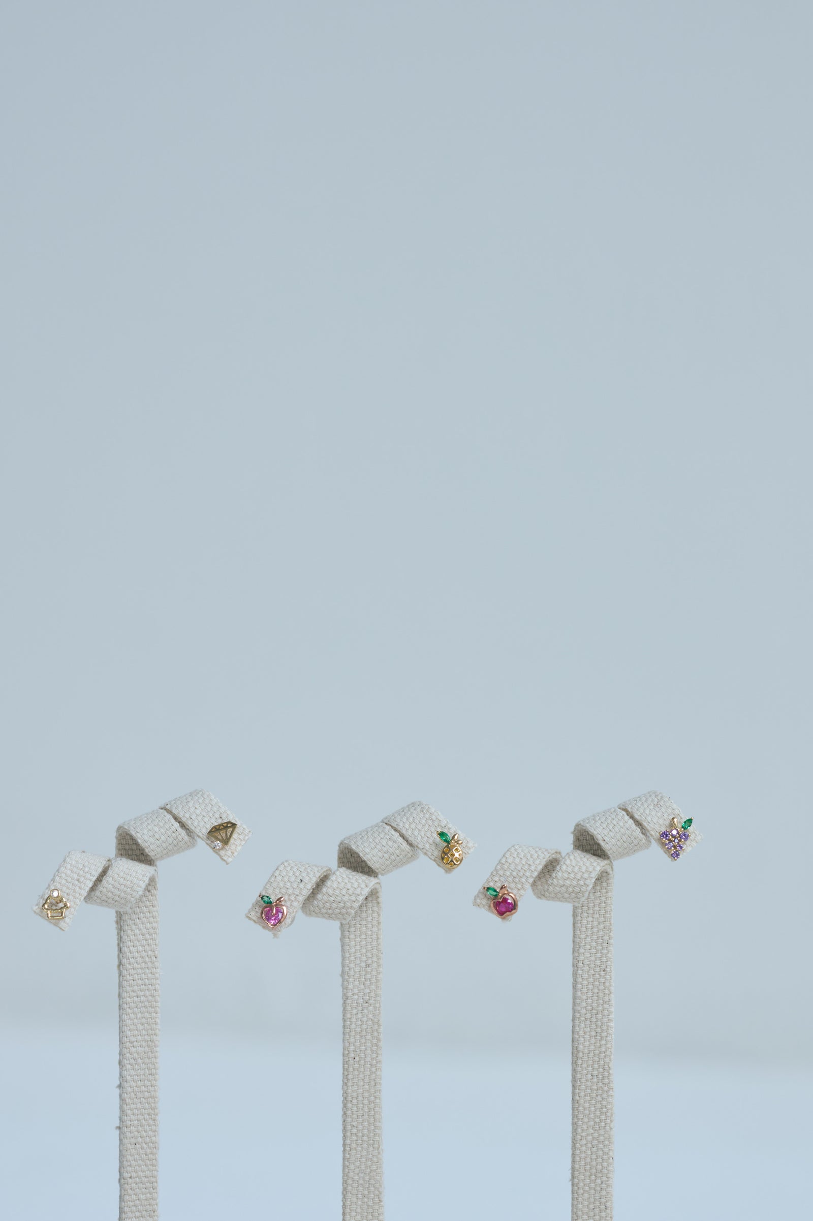 SEA 14K FRUIT EARRING (APPLE)