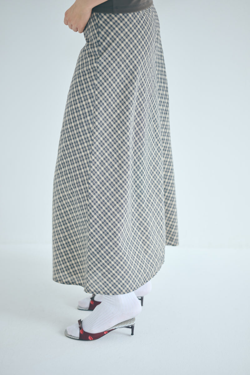 SEA CLASSIC CHECK BIAS FLARE SKIRT