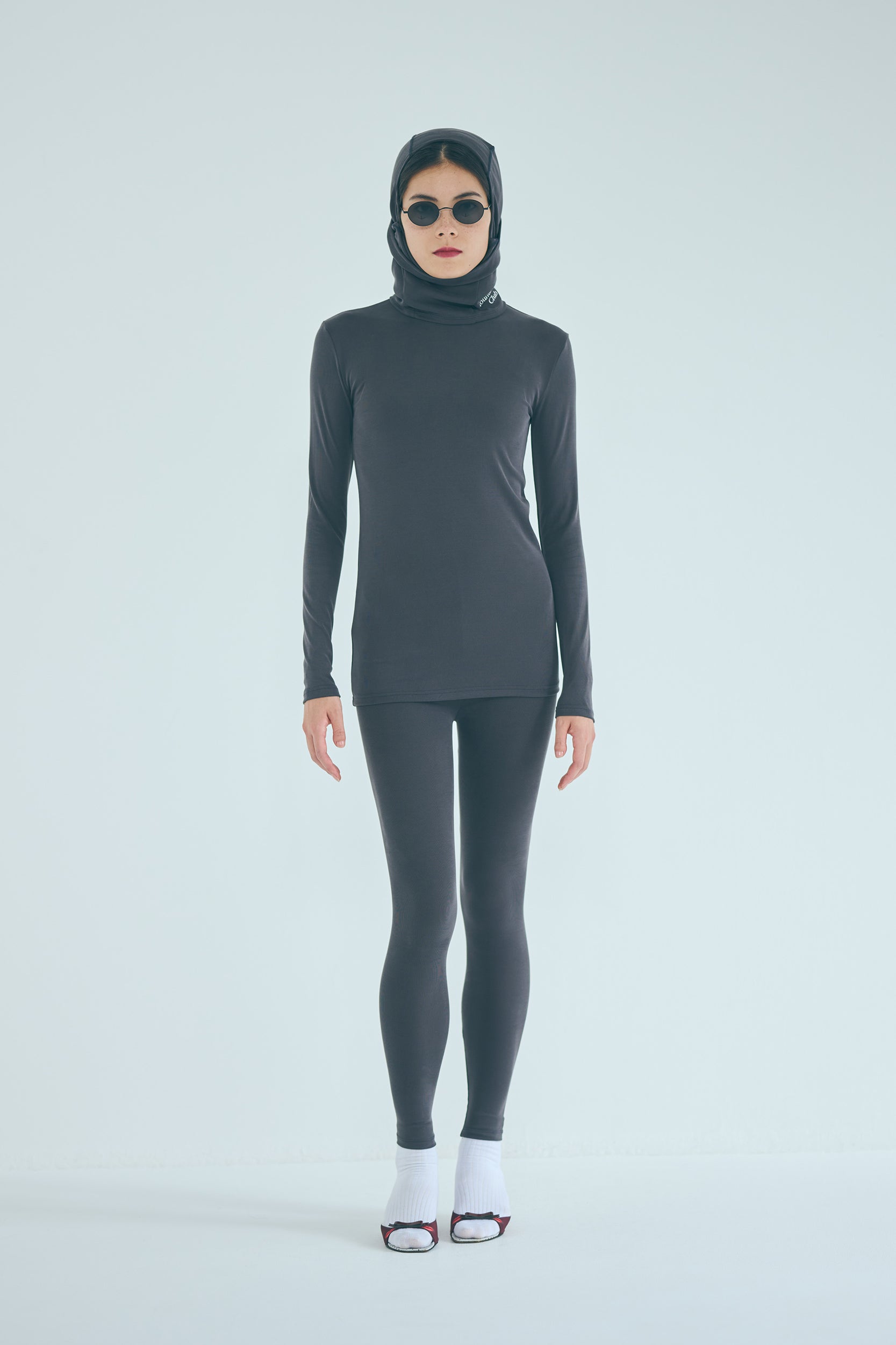 美品 SEA \"Seavalley Mountain Club\"レギンス BK Seavalley Mountain Club レギンス（レギンス/スパッツ）｜SEA