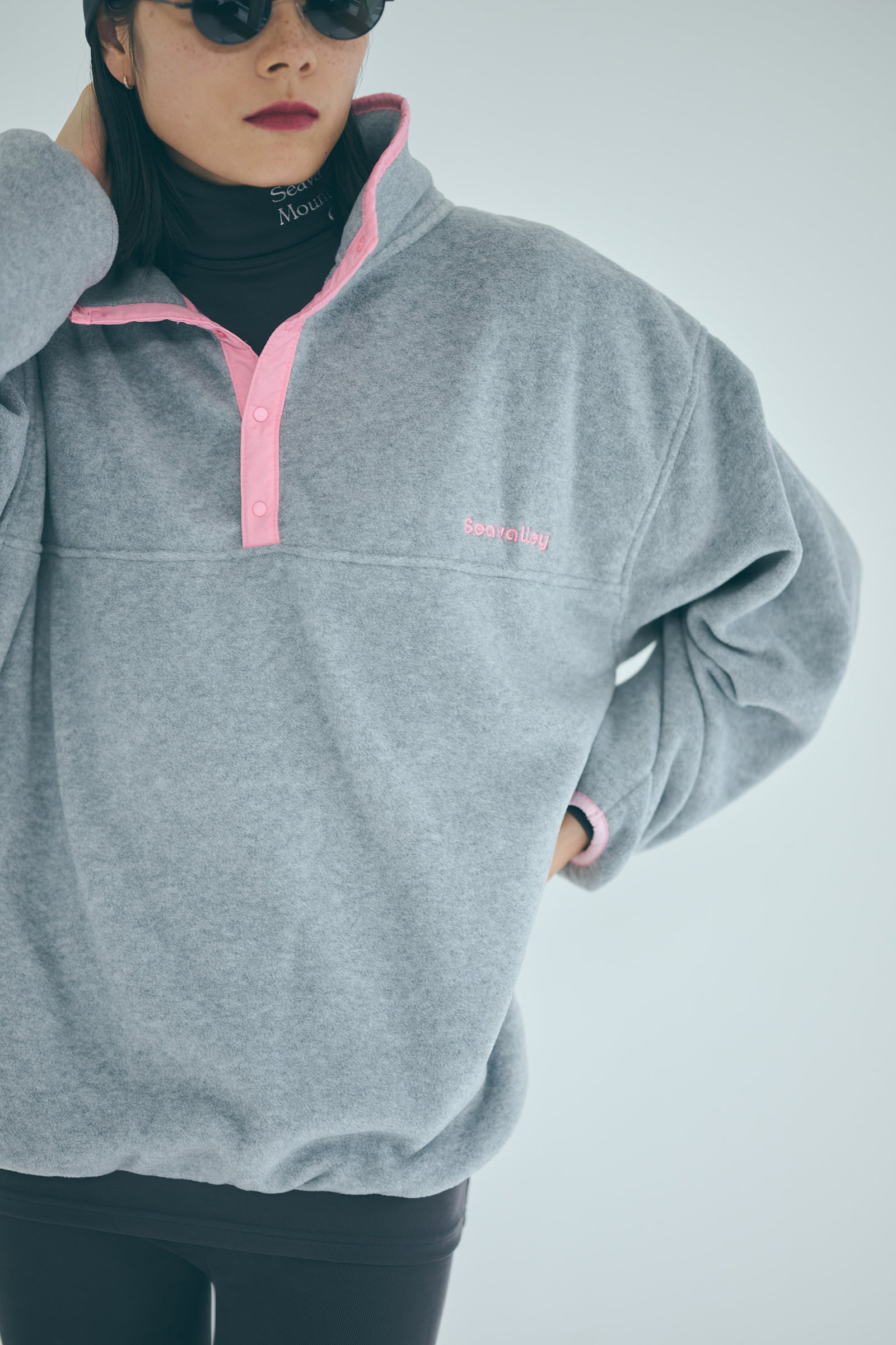 SEA SEAVALLEY MOUNTAIN CLUB TURTLE NECK TOP