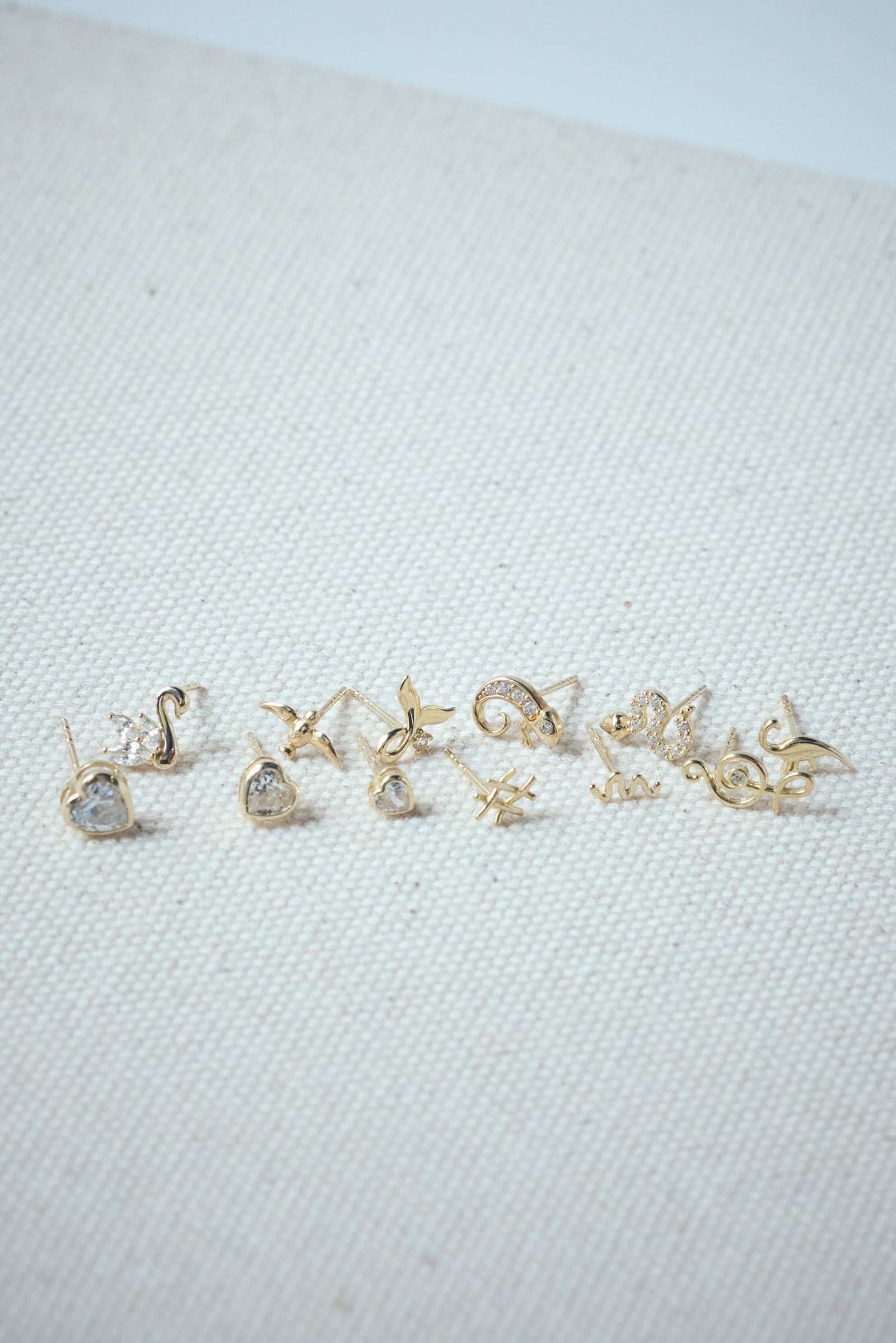 PRE ORDER] SEA 14K ZIRCONIA HEART EARRING (5mm)