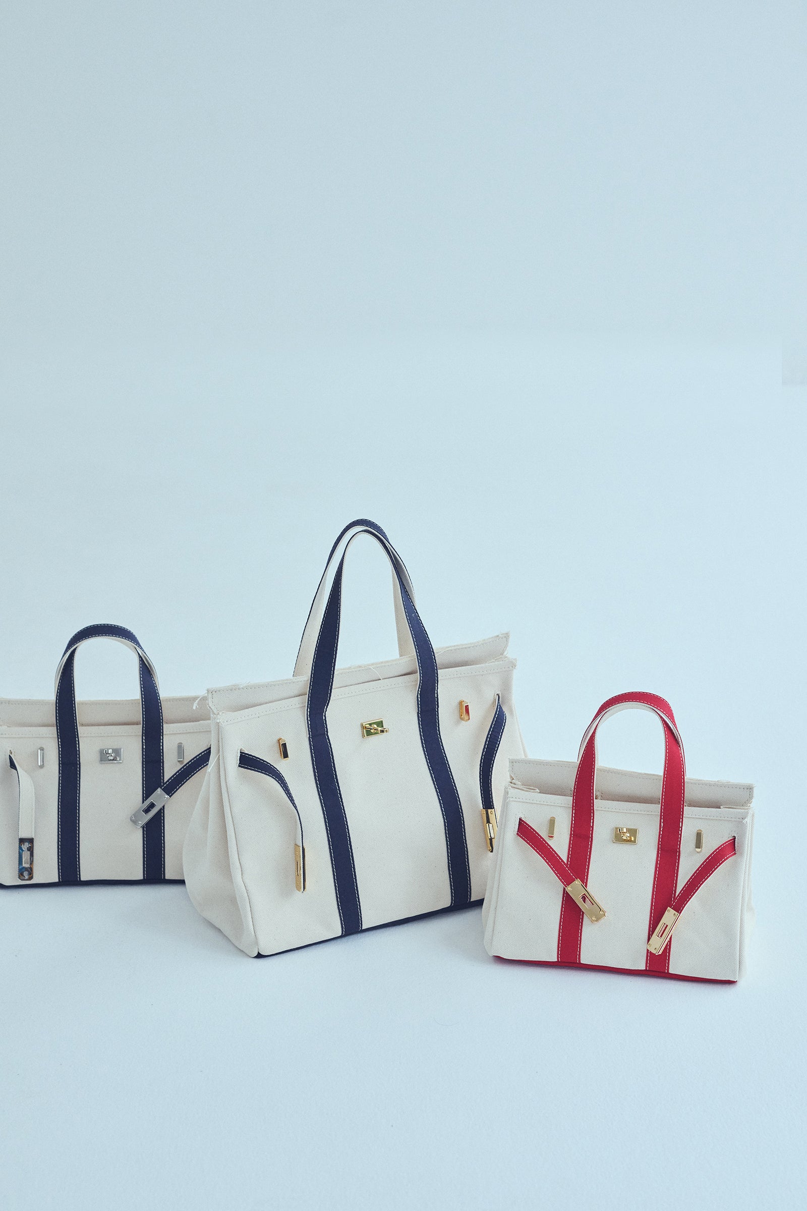 SEA TOMBOY TOTE BAG (SILVER)