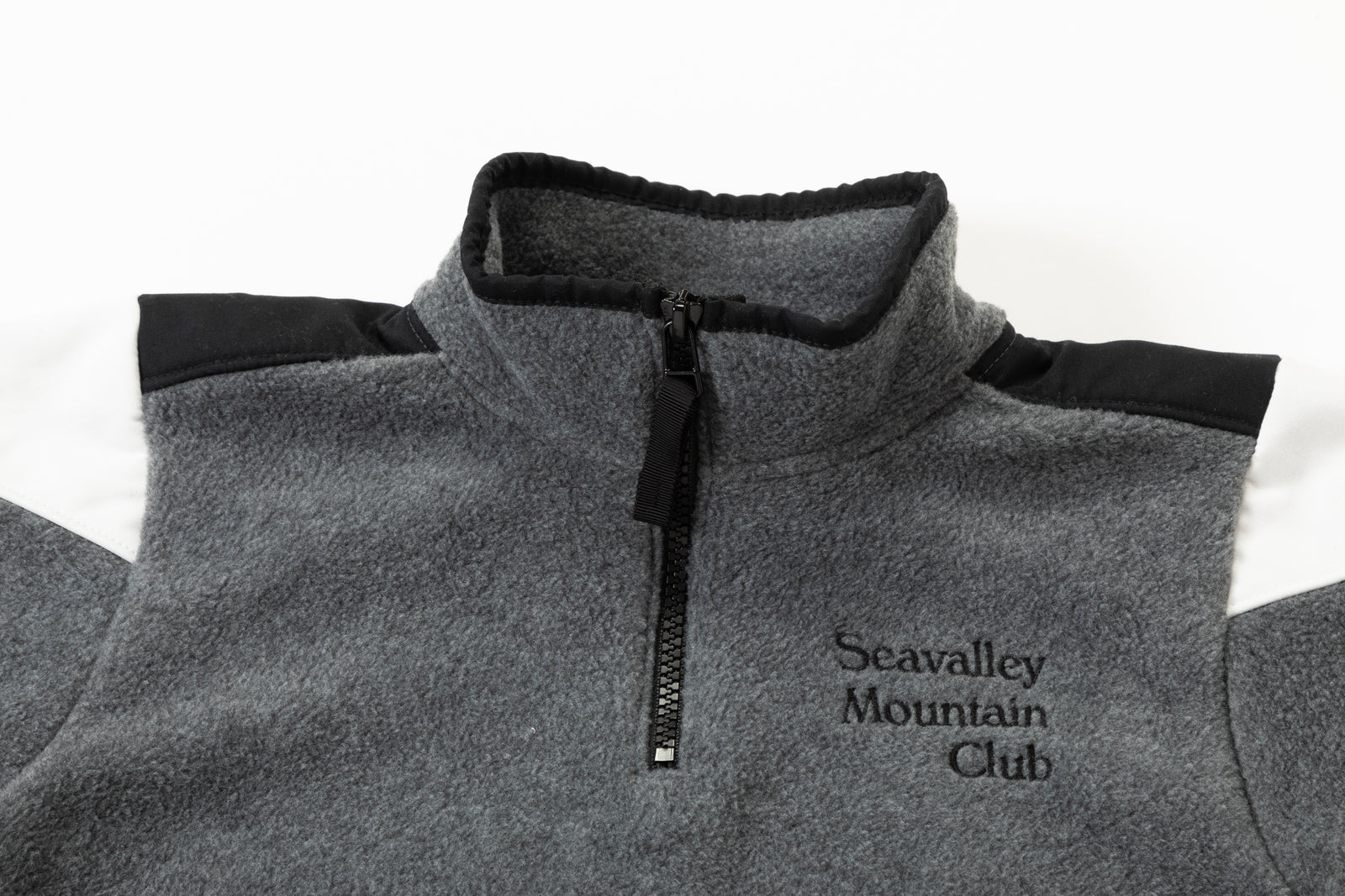SEA CHIBI ”Seavalley Mountain Club” FLEECE HALF ZIP PULLOVER