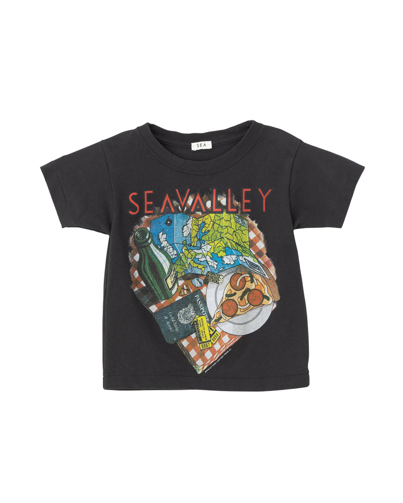 [PRE ORDER] SEA CHIBI GRAPHIC TEE (SEAVALLEY PIZZA SHOP TEE）