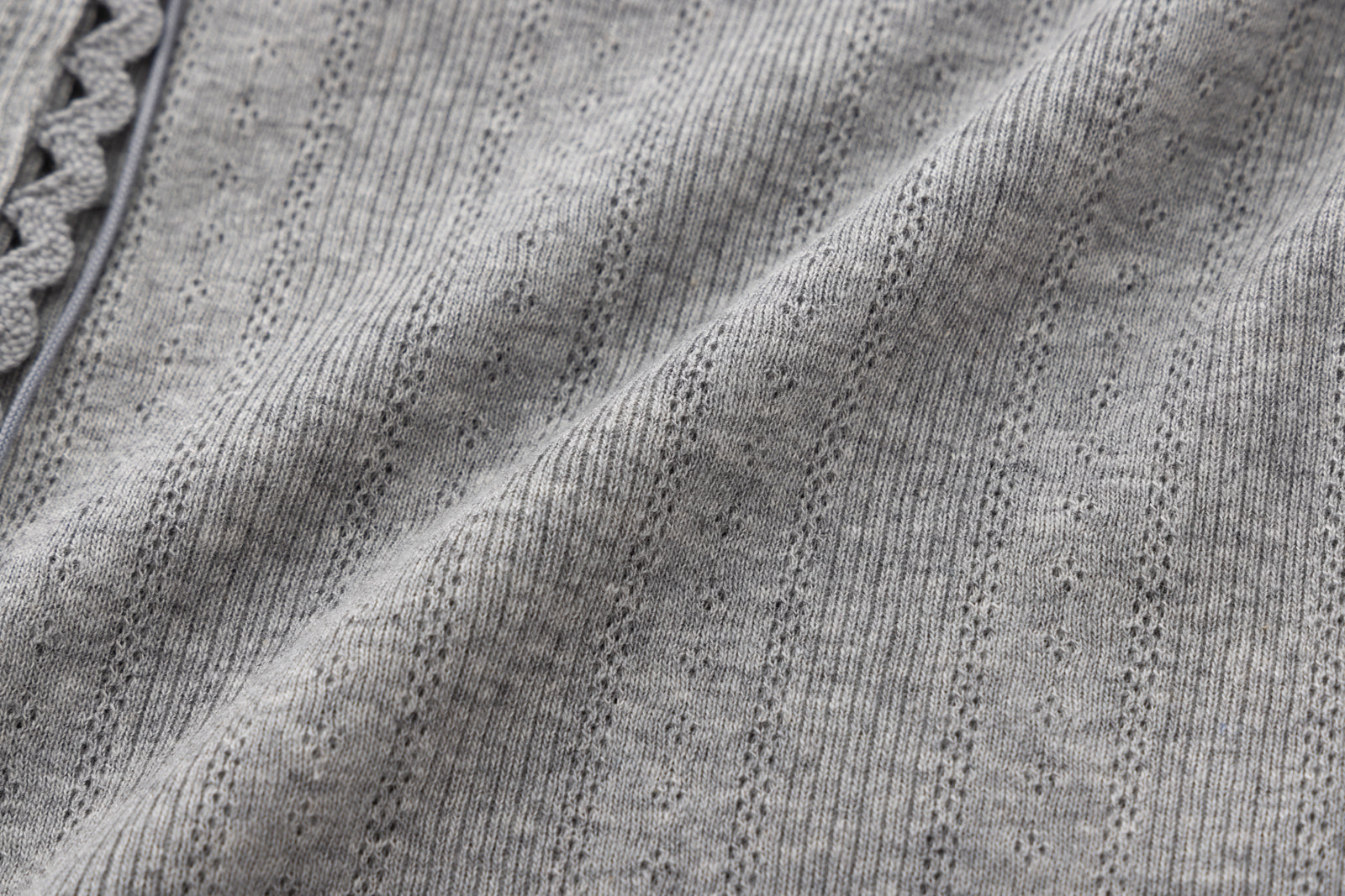 SEA EYELET RIBBED SLEEVELESS CARDIGAN