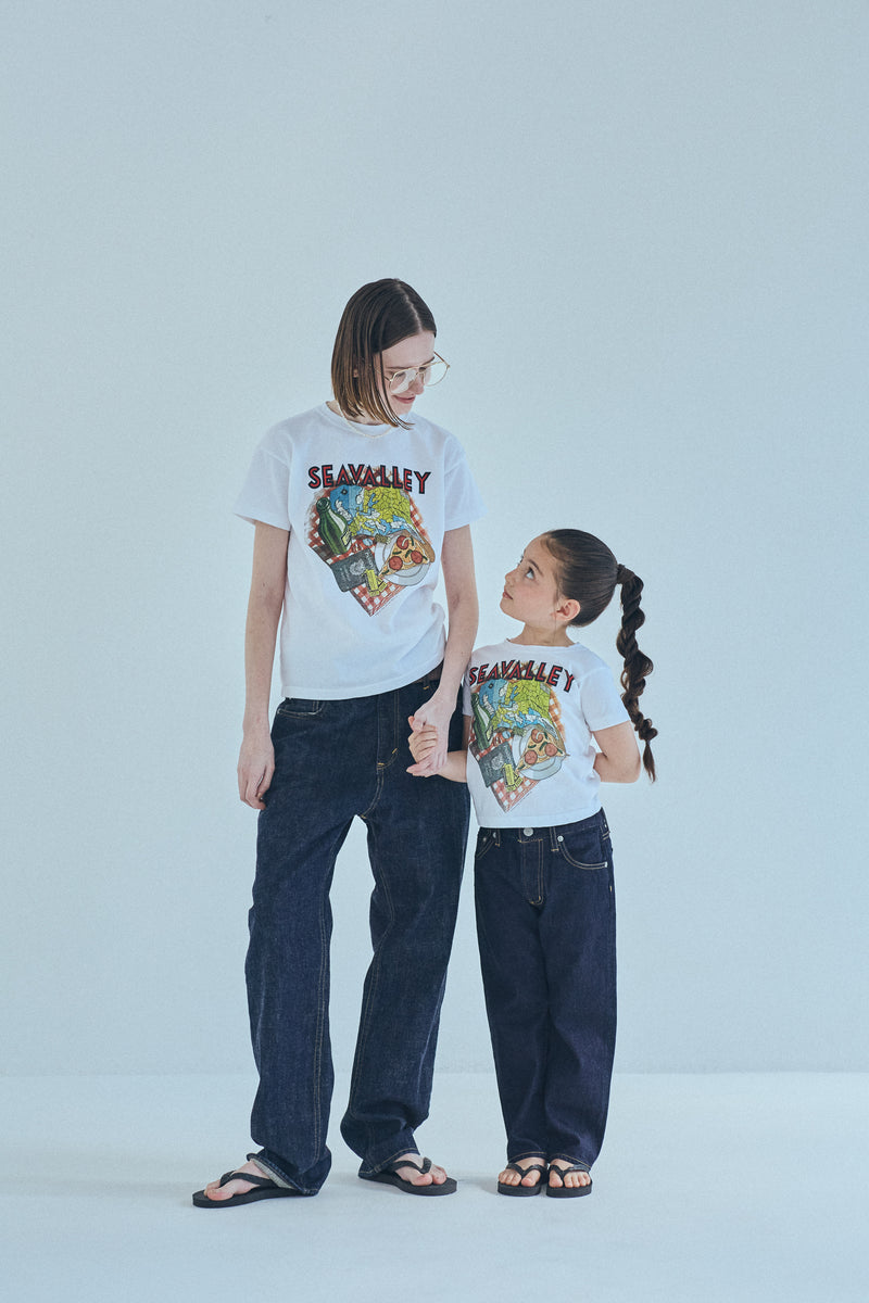 [PRE ORDER] SEA CHIBI GRAPHIC TEE (SEAVALLEY PIZZA SHOP TEE）