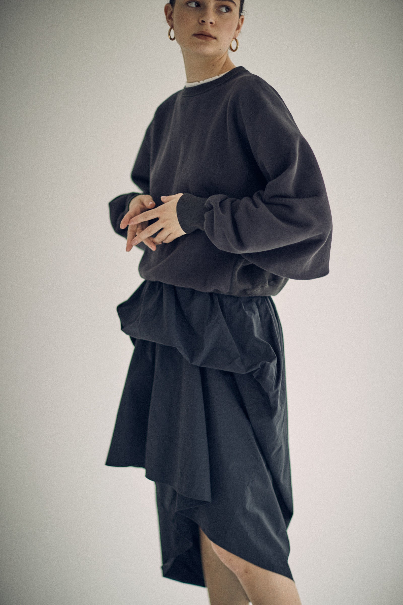 SEA TYPEWRITER DRAPE SKIRT