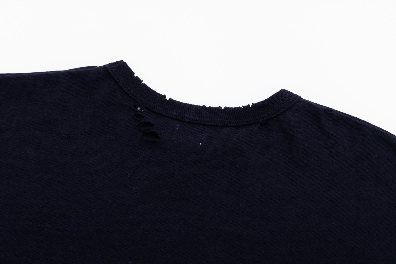 SEA VINTAGE “88” RIPPED SHORT TEE