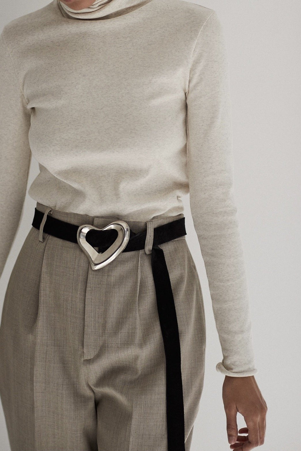 SEA BIG HEART SUEDE BELT(SILVER)